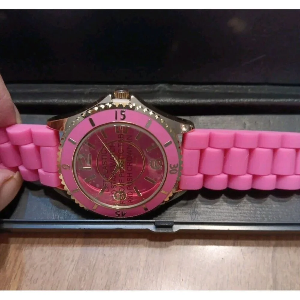 GOSSIP GSP817B Pink Tone Quartz‎ Analog Women's Watch